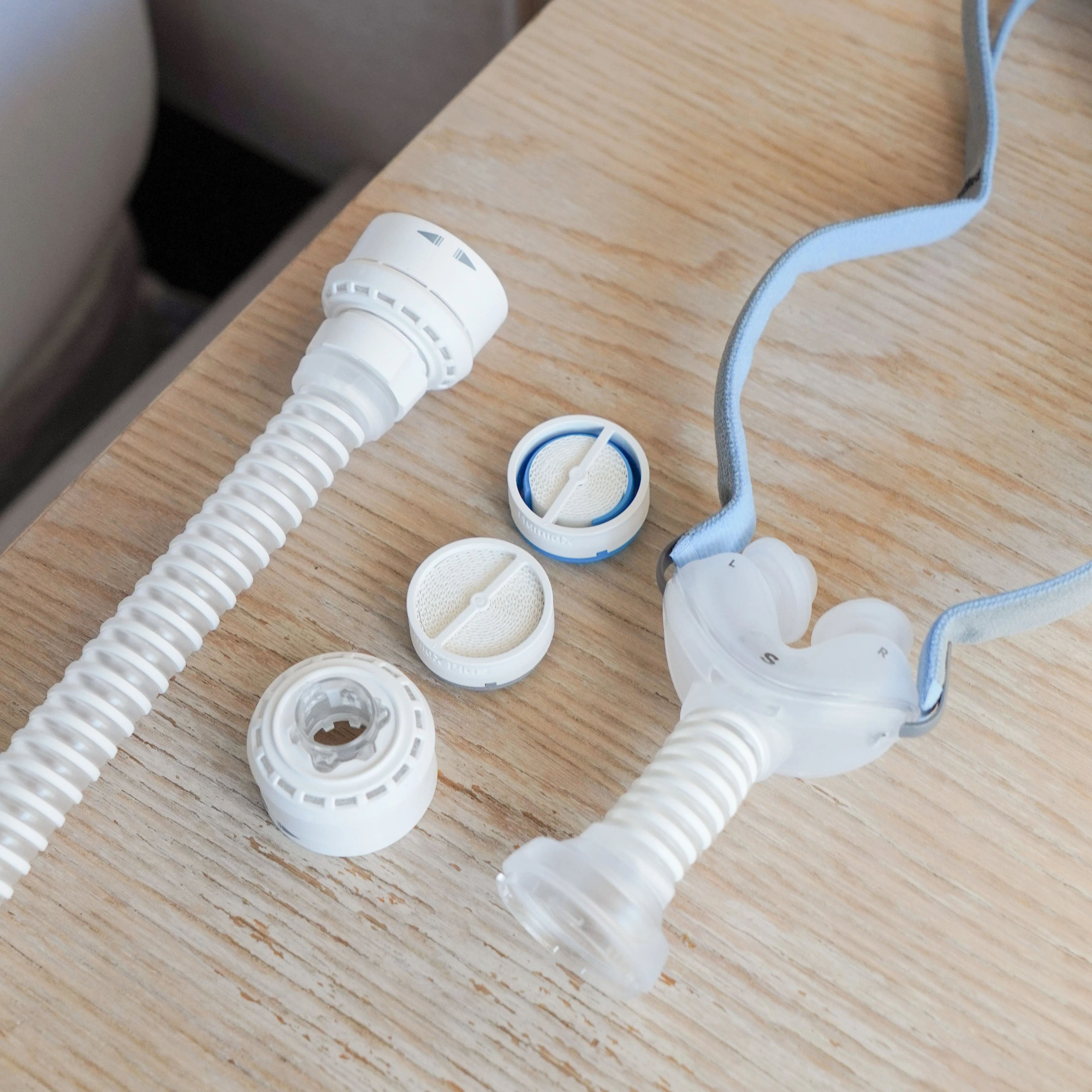 ResMed AirFit™ P10 Nasal Pillow CPAP Mask Complete System with AirMini™ Setup Pack - Image 8
