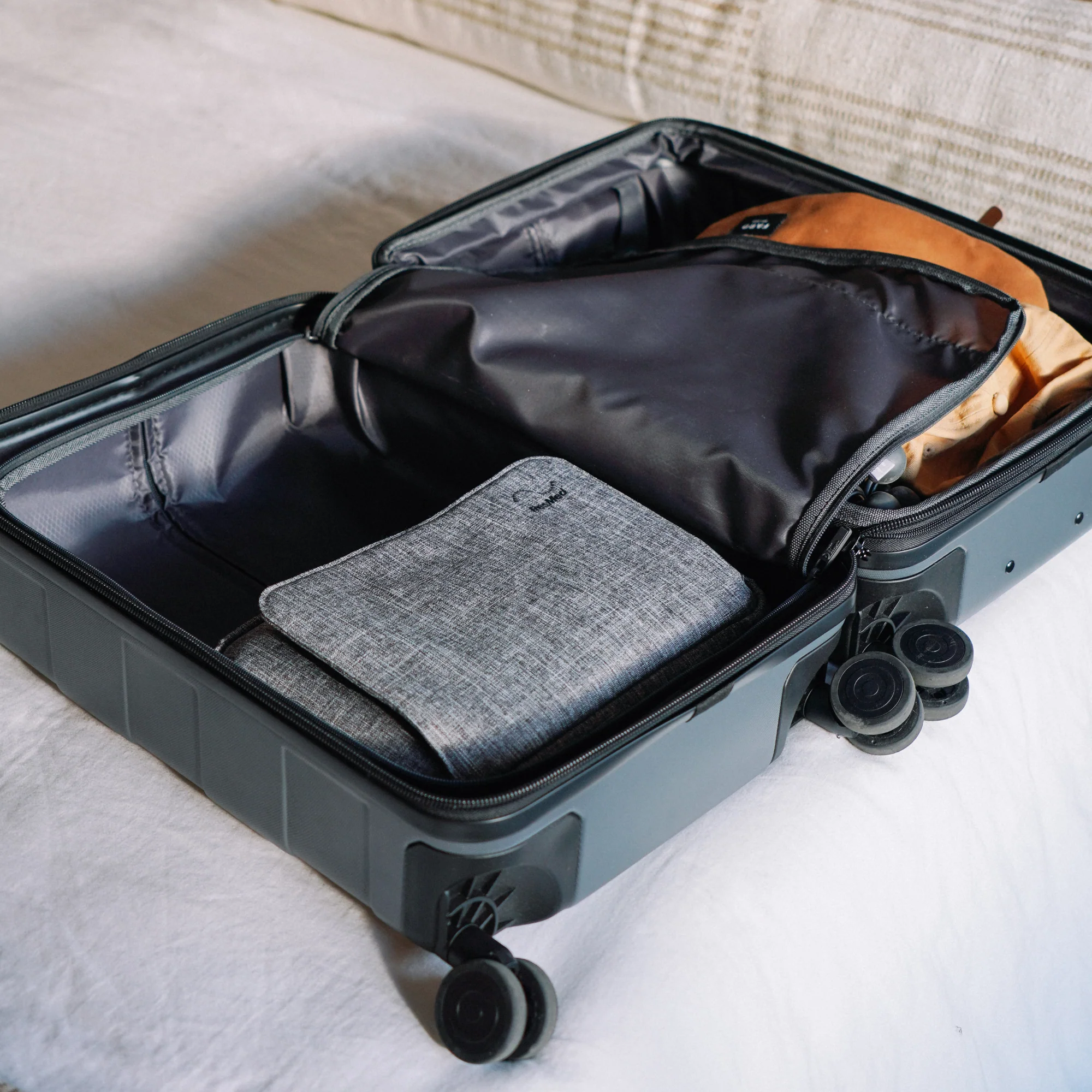 ResMed AirMini™ Travel CPAP Premium Padded Travel Case - Image 7